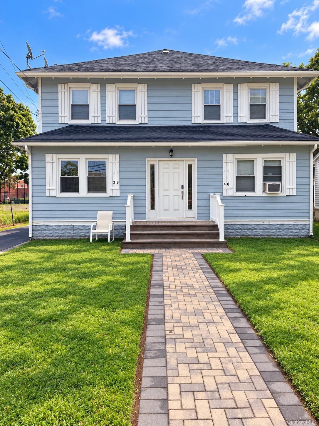 Property Photo:  38 Carpenter Avenue 3  NY 11563 