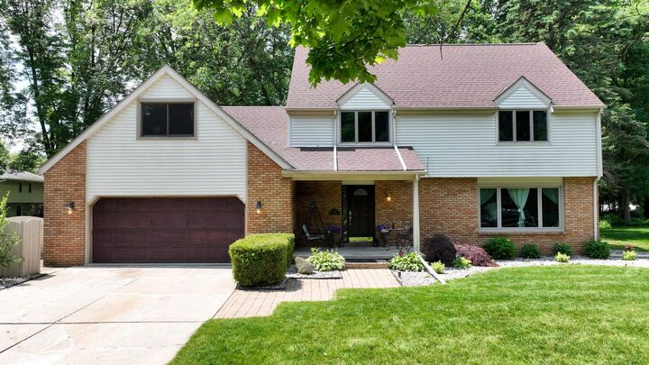 Property Photo:  301 Mayfield  MI 48642 