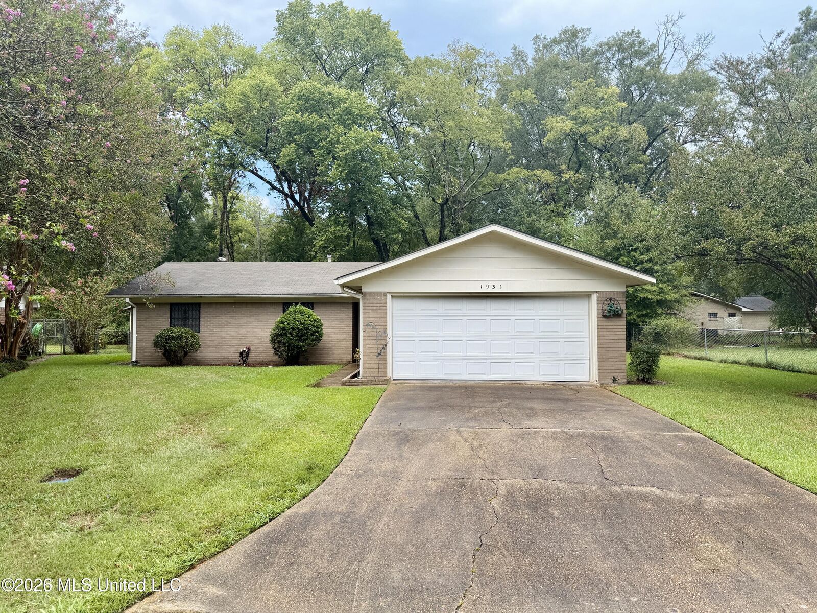 Property Photo:  1931 Loyd Circle  MS 39208 