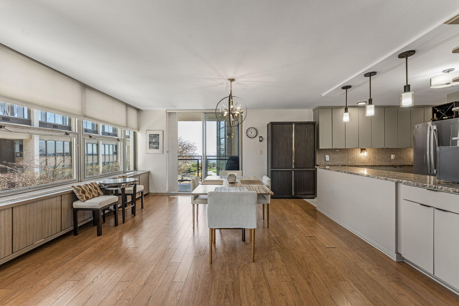 Property Photo: 1610 N Prospect Ave WI 53202