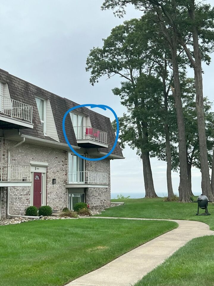 Property Photo:  3616 Lakeshore Drive  MI 49085 