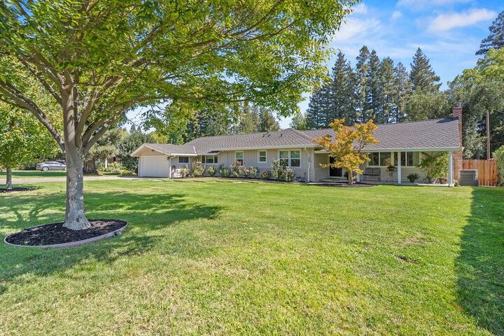 Property Photo: 742 Santa Rita Way CA 95864