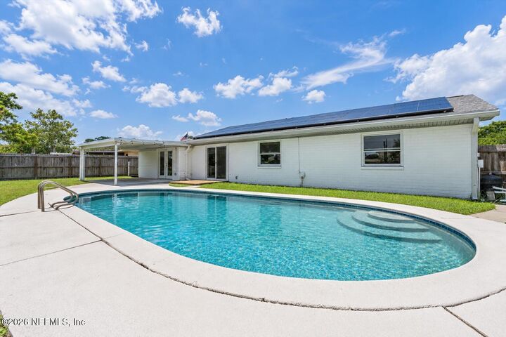 Property Photo:  816 16th Avenue N  FL 32250 