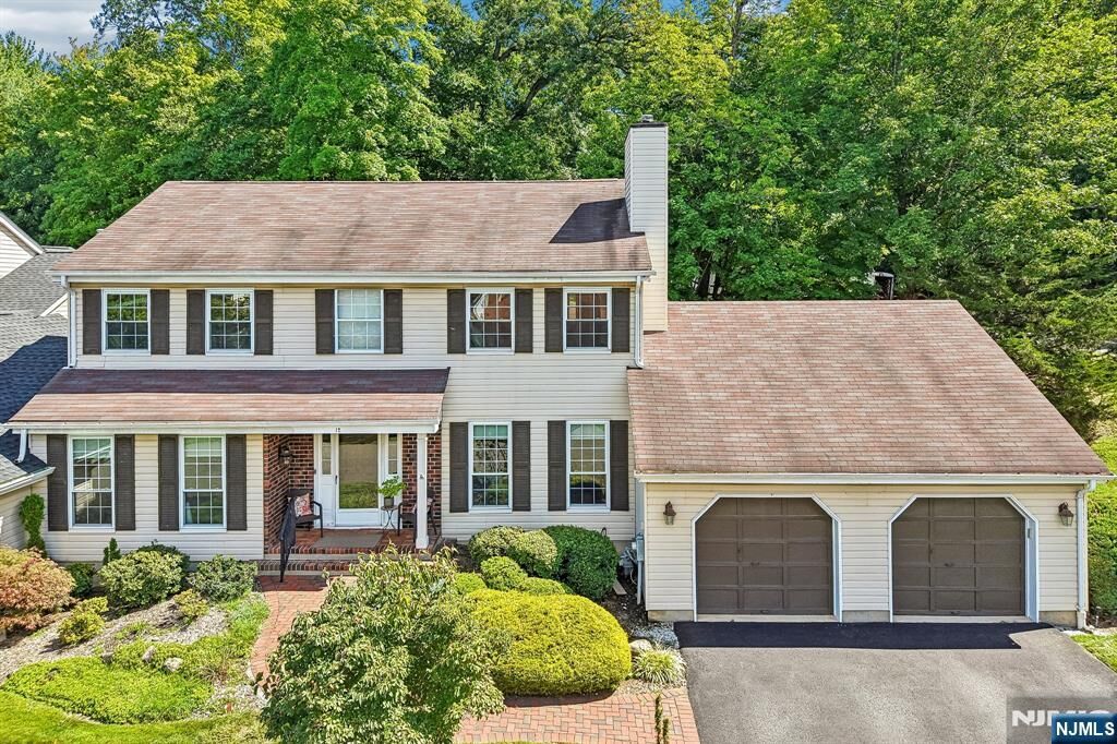 Property Photo:  12 Clearwater Drive  NJ 07470 