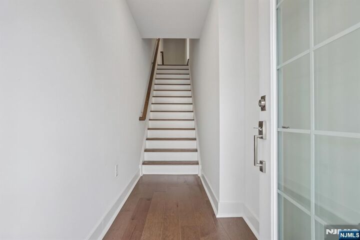 Property Photo:  69 Eastwood Terrace  NJ 07936 