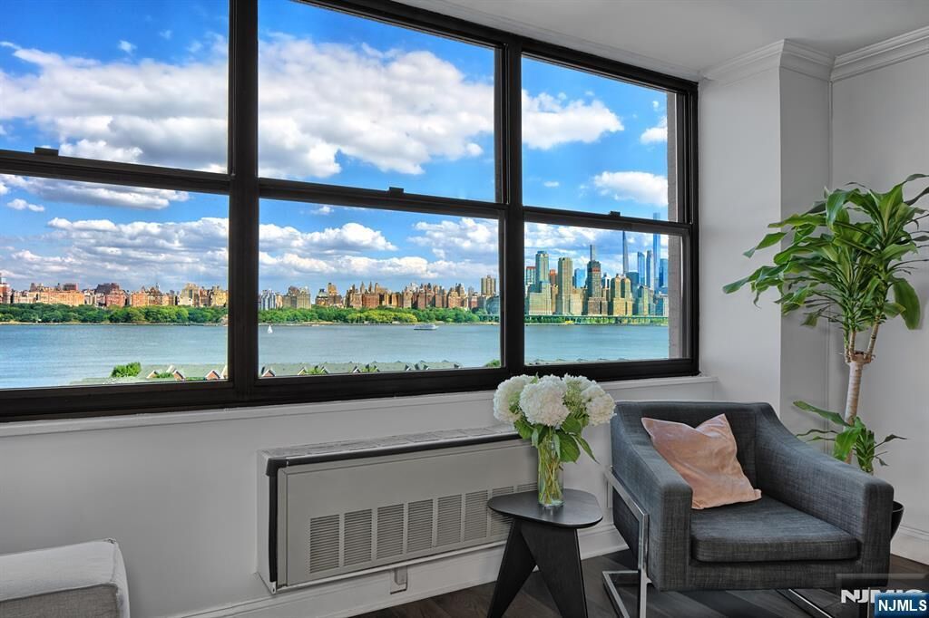 Property Photo:  7004 Boulevard East 9M  NJ 07093 