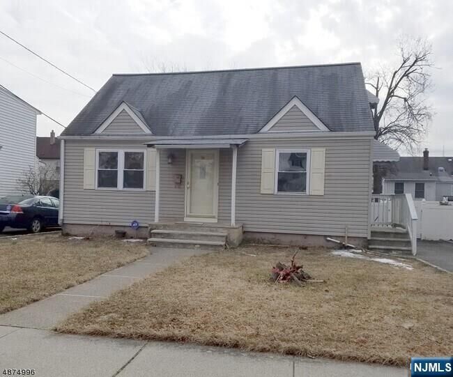 Property Photo:  25 Blue Hill Road  NJ 07013 