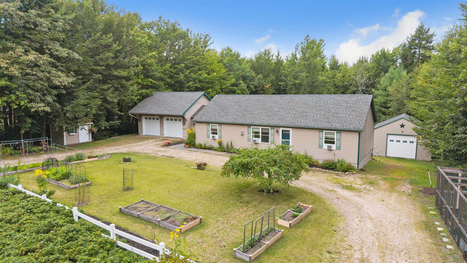 Property Photo: 44 Juniper Ridge Road NH 03872