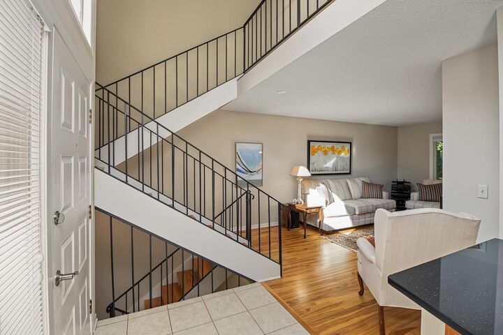 Property Photo:  1182 Saint Clair Avenue  MN 55105 
