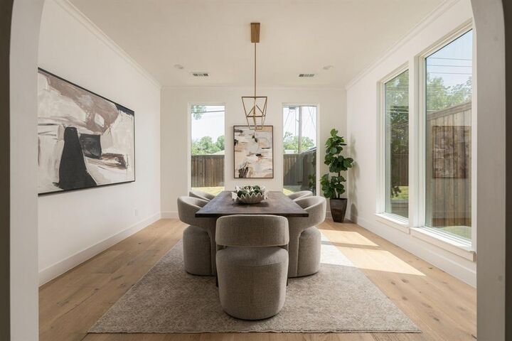 Property Photo:  3813 Durango Drive  TX 75220 
