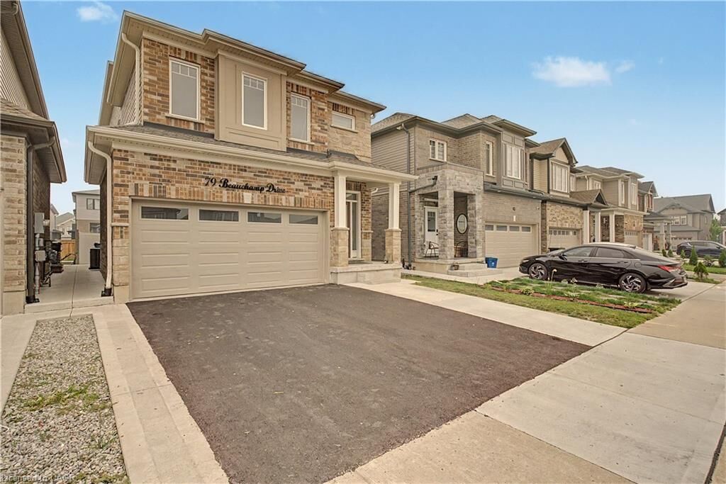 Property Photo:  79 Beauchamp Drive B  ON N1S 0B9 