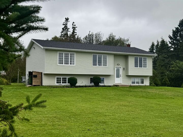 Property Photo:  1557 Brackley Point Road  PE C1E 1R1 
