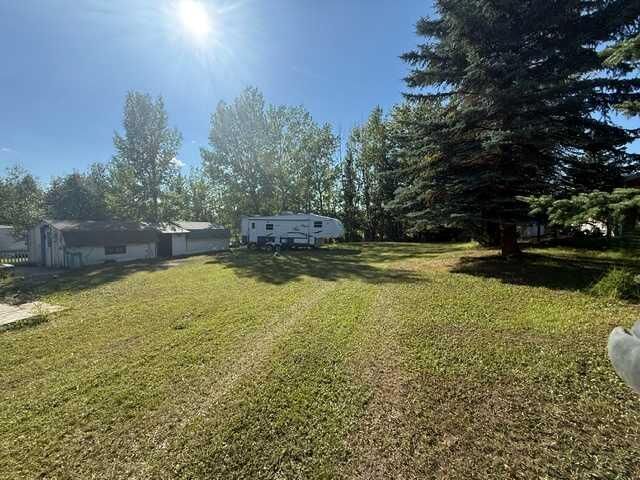 Property Photo:  7 Ridge Drive  AB T0C 2J0 