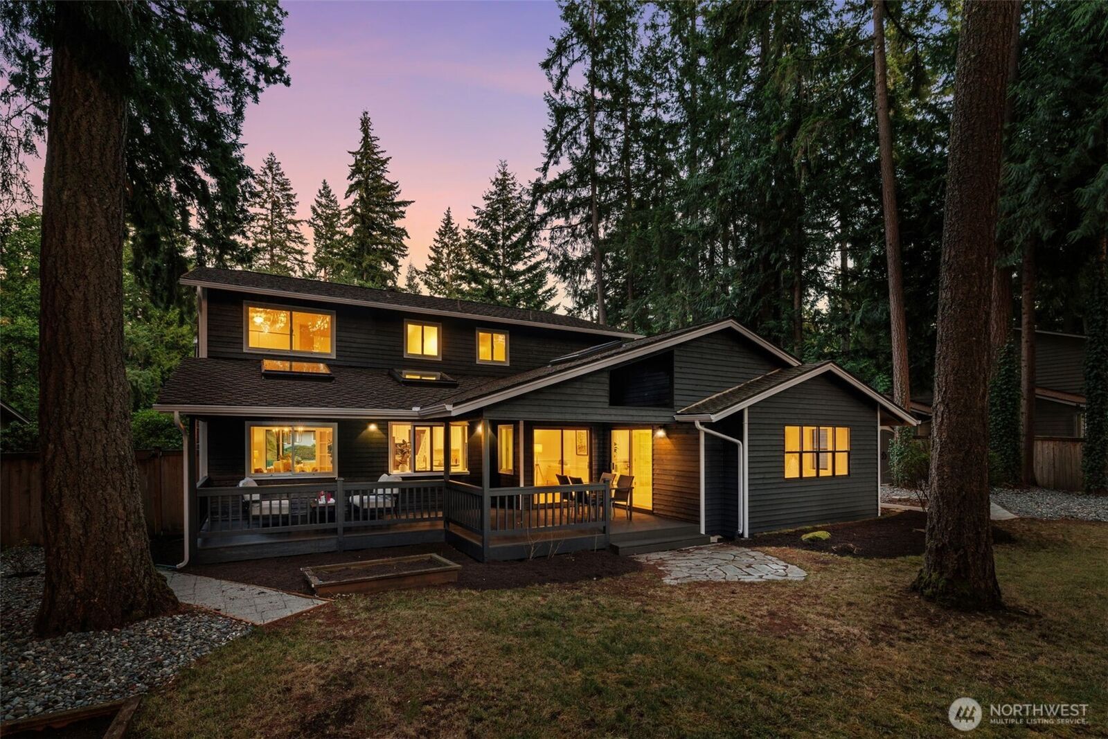 Property Photo:  3211  220th Avenue SE  WA 98075 