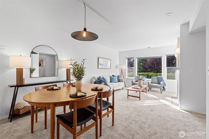 Property Photo:  11510  Maple Court  WA 98275 