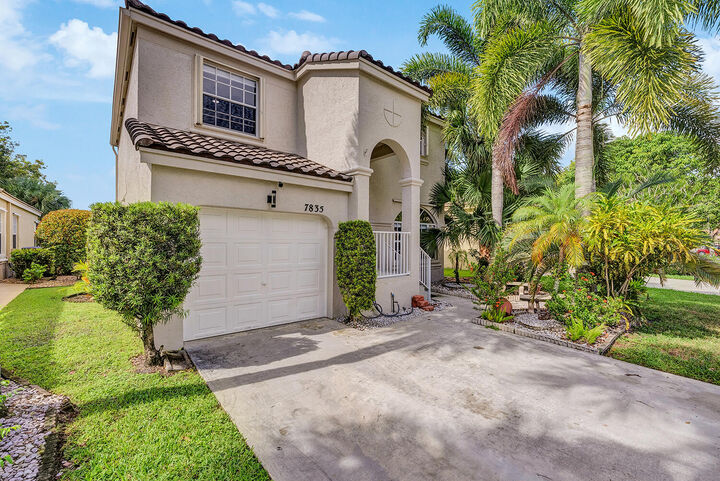Property Photo: 7835 Rockport Circle FL 33467