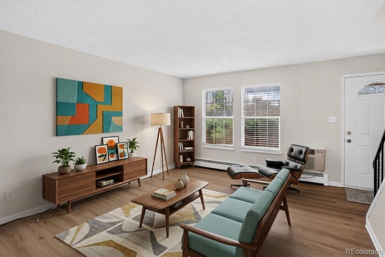 Property Photo: 956 S Iola Street CO 80012