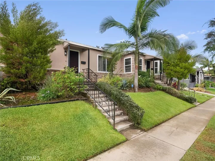 Property Photo:  2300 W Century Boulevard  CA 90303 