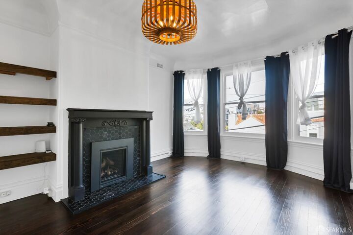 Property Photo: 22 Appleton Avenue CA 94110