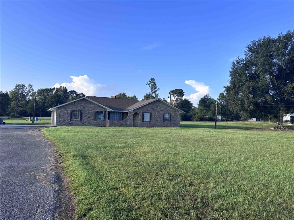 Property Photo: 3233 Cypress Lake Drive LA 70611