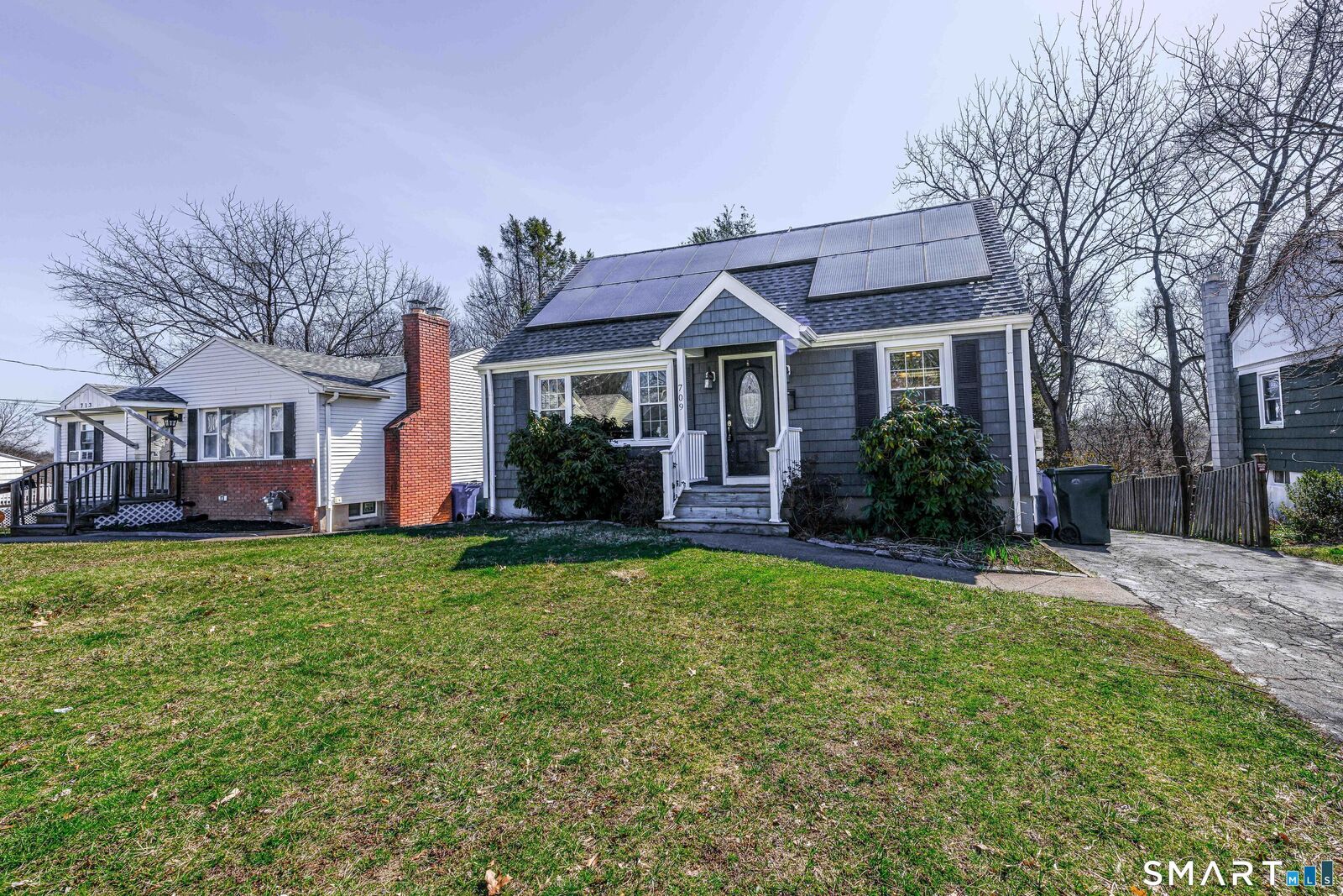 Property Photo: 709 Pine Rock Avenue CT 06514