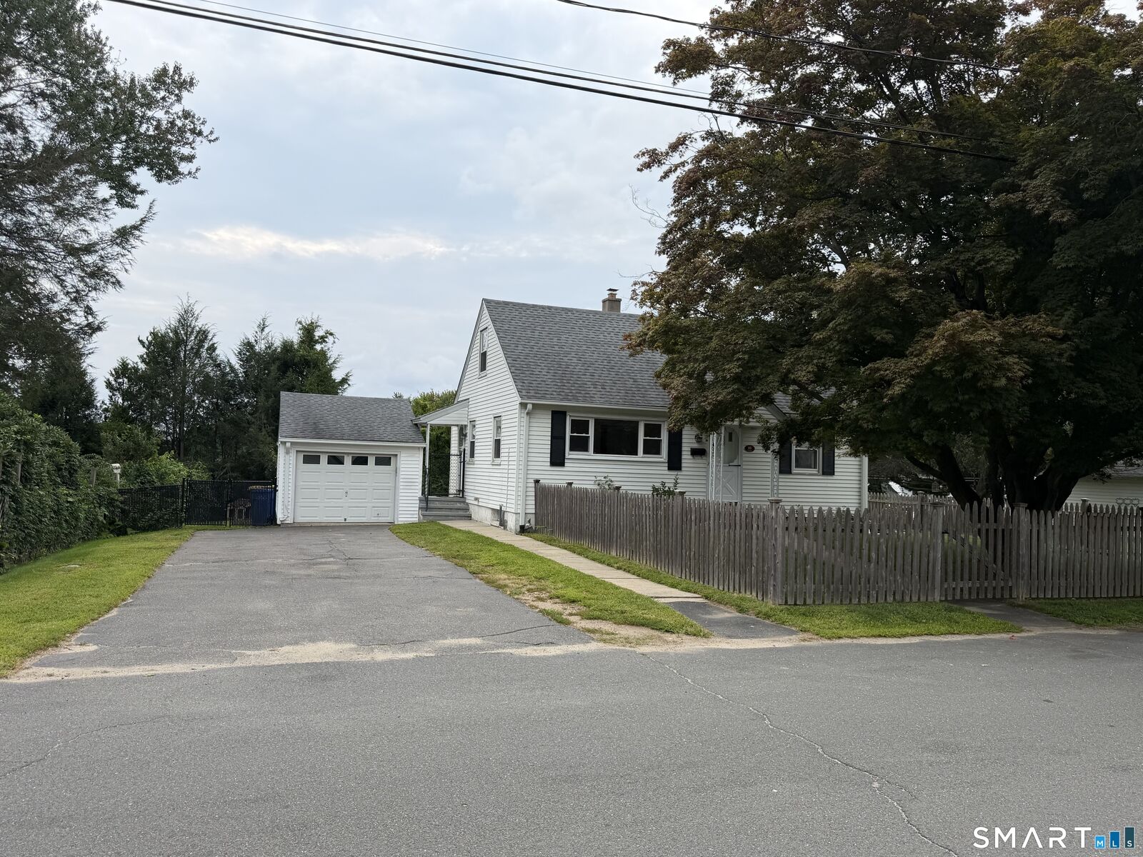 Property Photo: 23 Leaf Avenue CT 06705