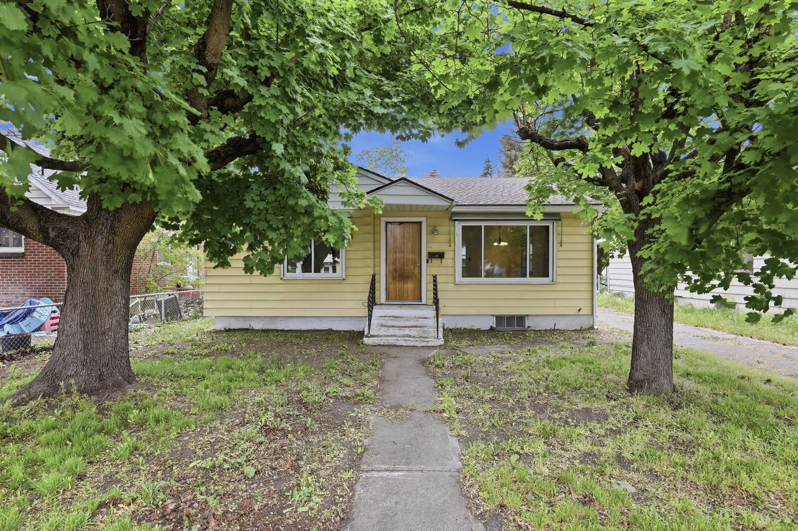 Property Photo:  5418 N Monroe St  WA 99205 