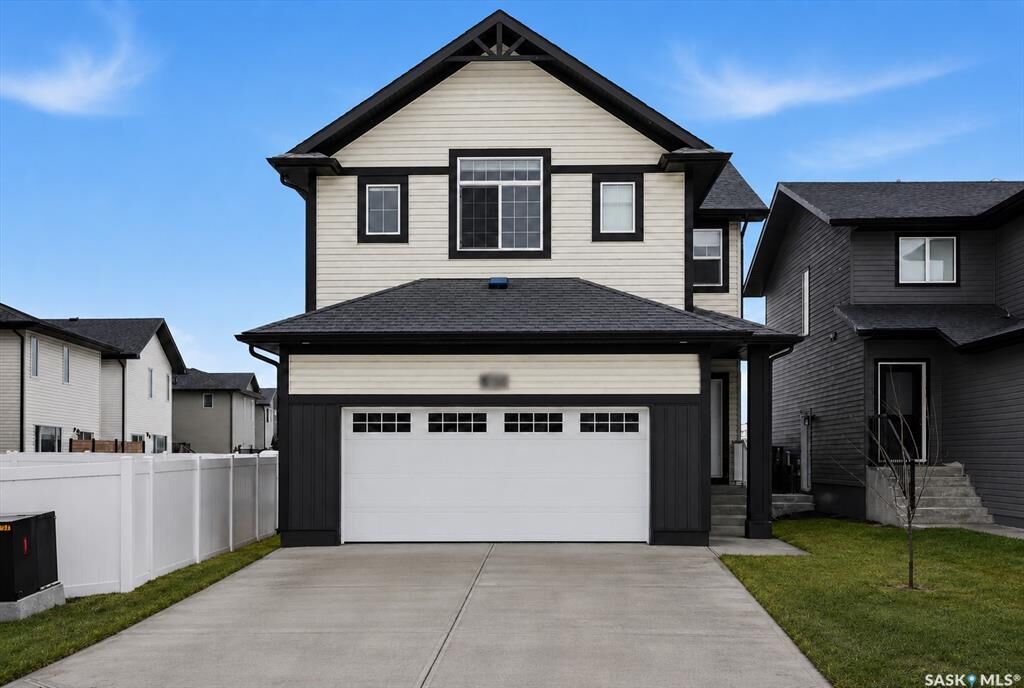 Property Photo:  595 Cockcroft Court  SK S7V 1Y8 