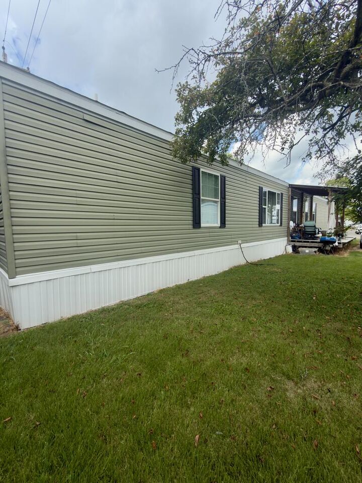 Property Photo:  15 Tomahawk Circle  OH 45601 