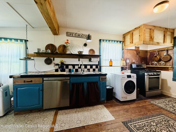 Property Photo: 185 Cronk NY 12434