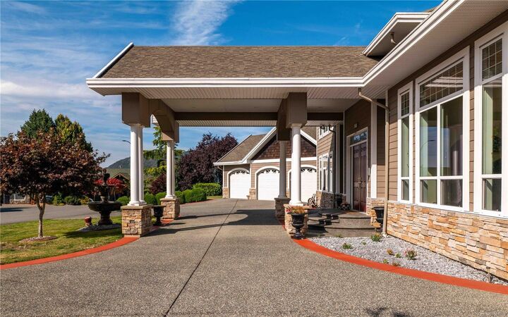 Property Photo:  6797 Hampton Pl  BC V9L 6X7 