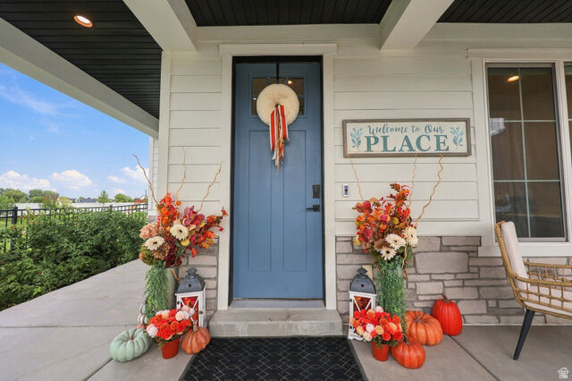Property Photo: 754 W 400 N UT 84664