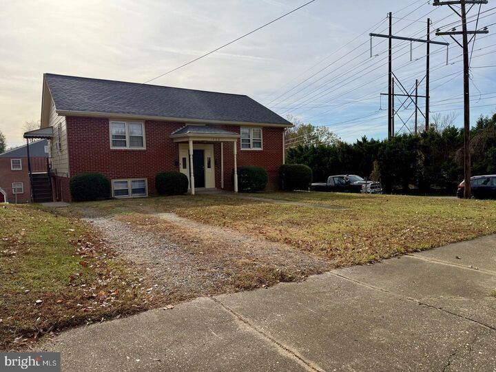 Property Photo:  1428 Payne Street Unit B  VA 22401 