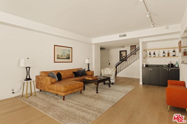 Property Photo: 211 S Spalding Dr, Unit 107S CA 90212