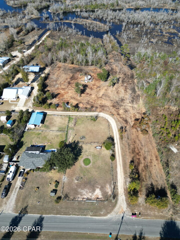 Property Photo: 0 Morganville Road FL 32466