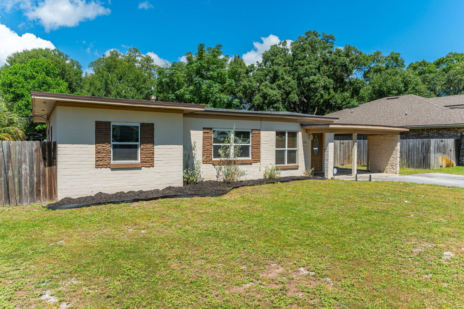 Property Photo: 357 NE Kepner Drive FL 32548