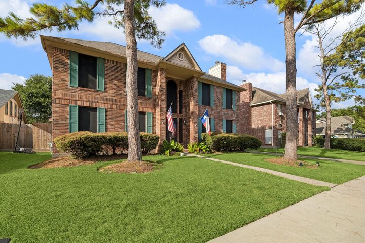 Property Photo:  6223 Egypt Drive  TX 77505 