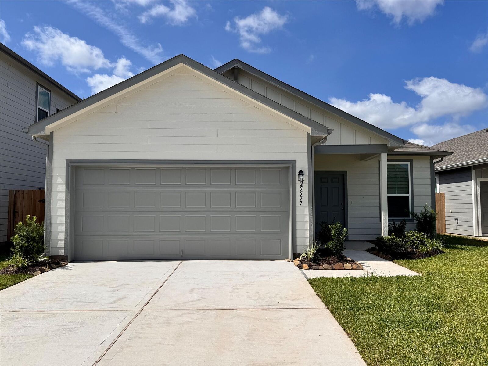 Property Photo:  25577 Balsamroot Drive  TX 77355 