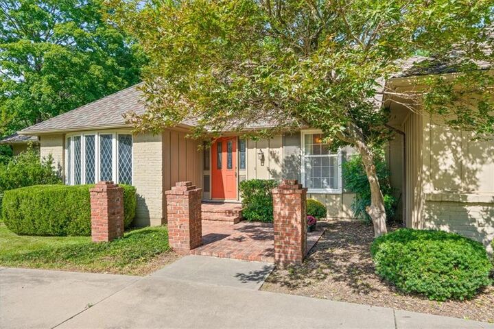 Property Photo:  8124 Granada Road  KS 66208 