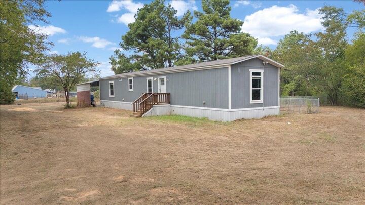 Property Photo:  6230 Cr 4174 W  TX 75667 