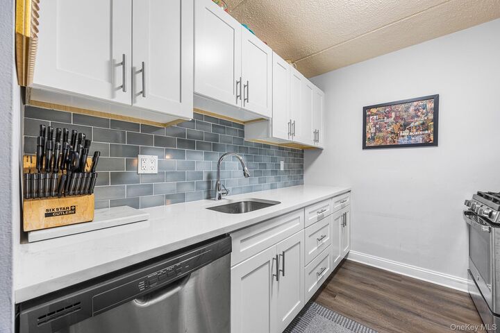 Property Photo: 1 Consulate Drive 2H NY 10707