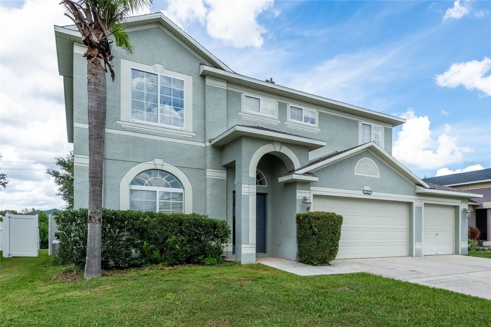 Property Photo:  10823 Hoffner Edge Drive  FL 33579 