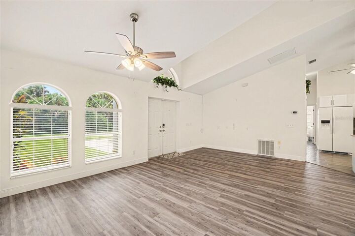 Property Photo:  405 Poinsettia Avenue  FL 33972 