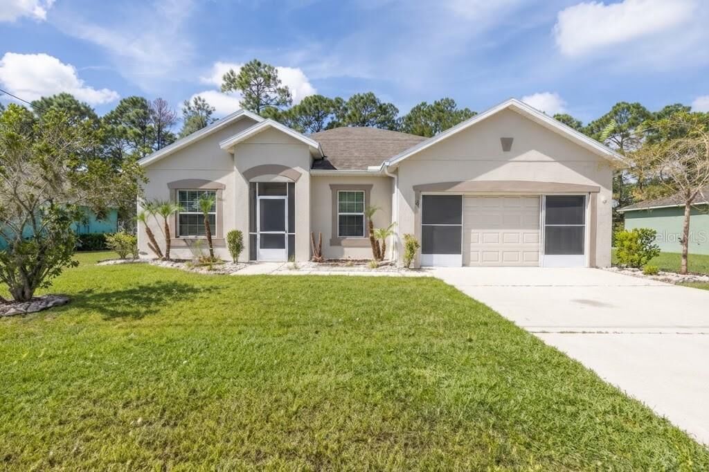 Property Photo: 18 Kathleen Trail FL 32164