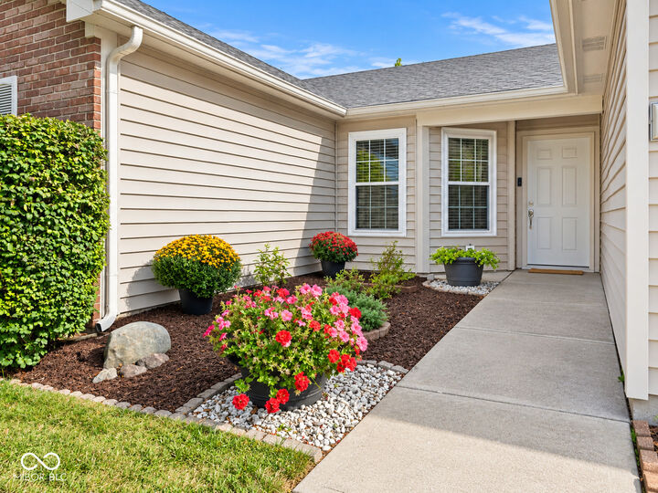 Property Photo: 3020 Shadow Lake Drive IN 46217