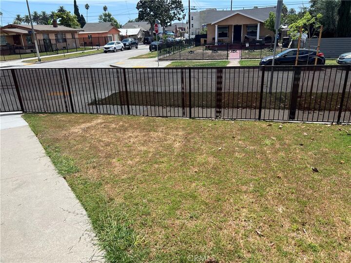 Property Photo:  1201 W 71st  CA 90044 