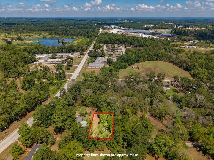 Property Photo:  304 Singleton Singleton  TX 75904 