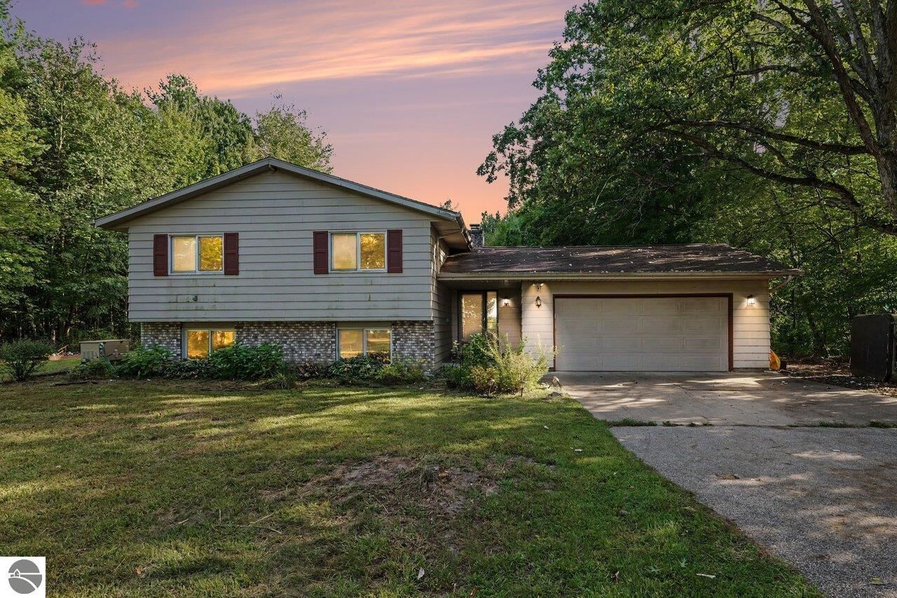 Property Photo: 1171 W Olson Road MI 48640