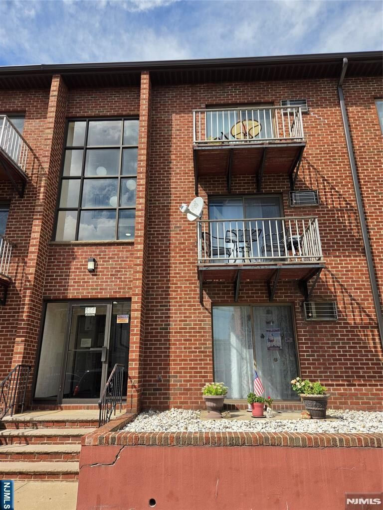 Property Photo: 550 Central Avenue 30 NJ 07029