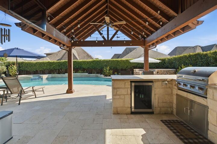 Property Photo:  1215 Baird Way  TX 75009 